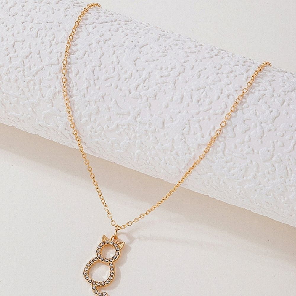 Cat rhinestone necklace